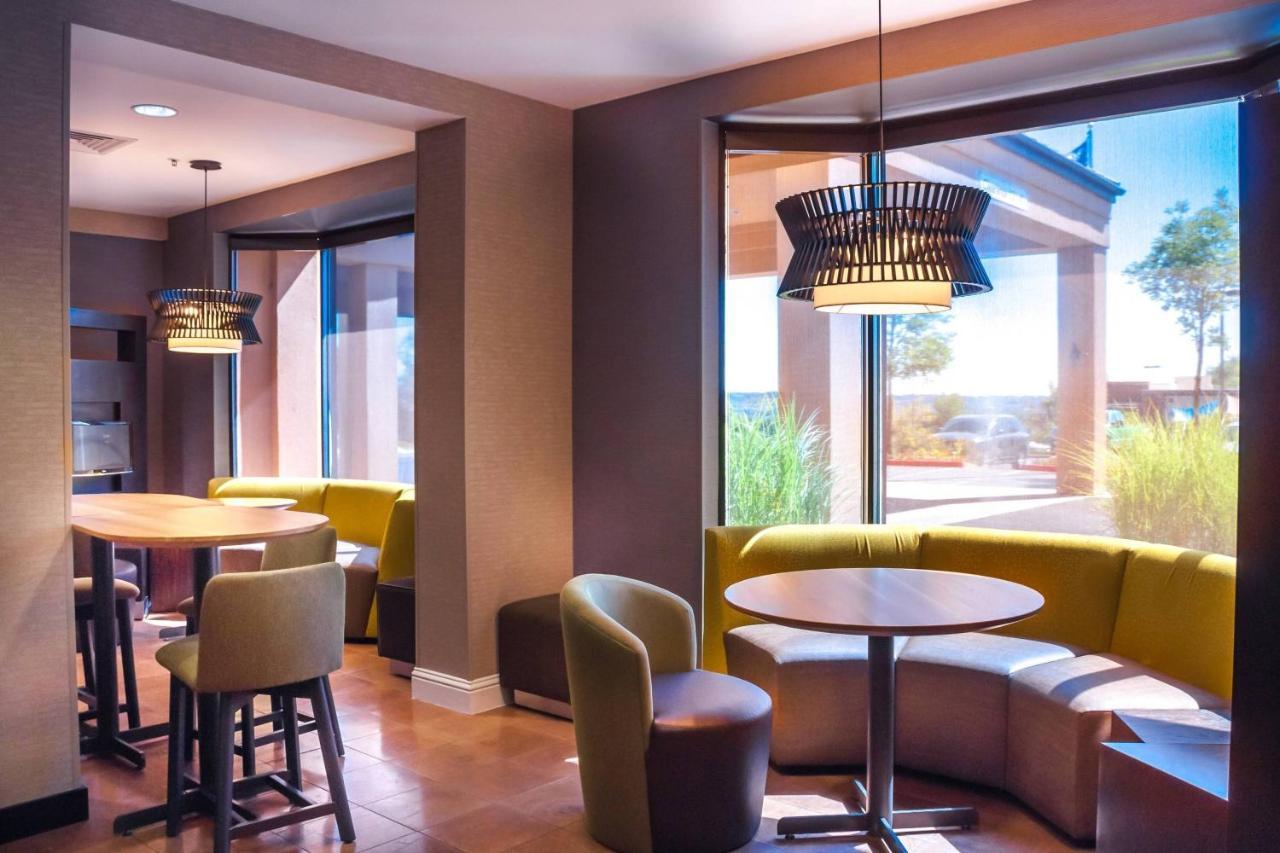 Courtyard By Marriott Colorado Springs South Hotell Eksteriør bilde
