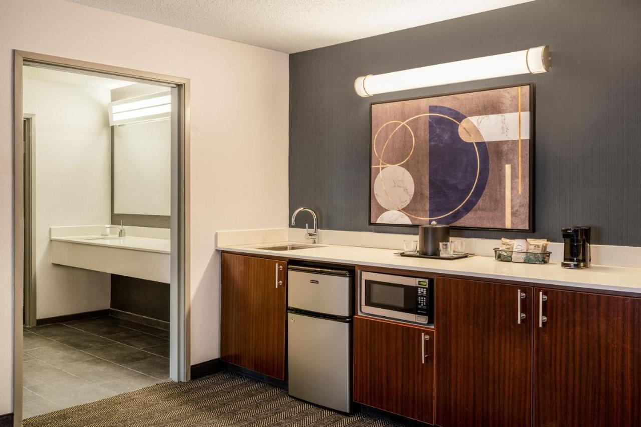 Courtyard By Marriott Colorado Springs South Hotell Eksteriør bilde