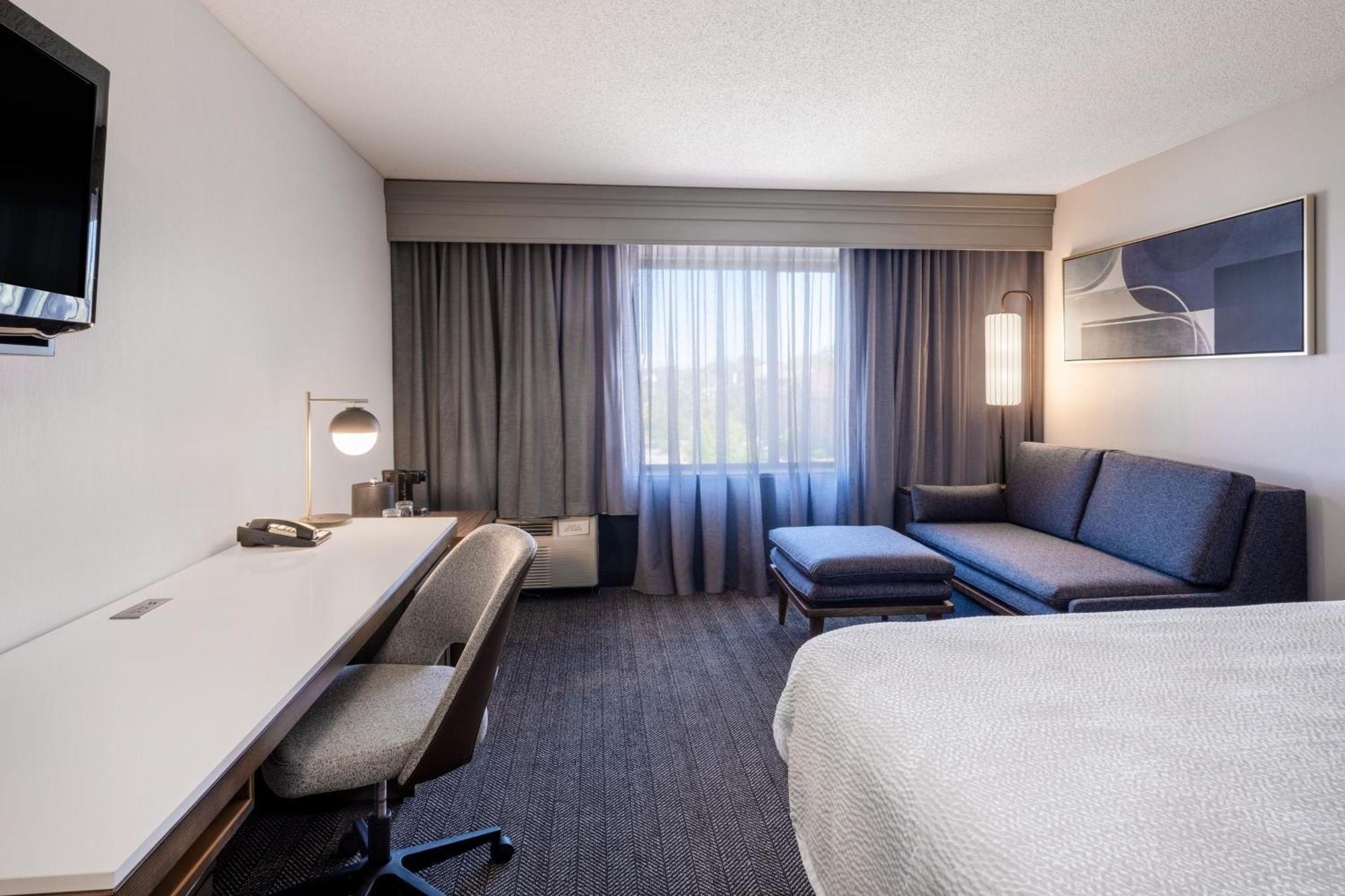 Courtyard By Marriott Colorado Springs South Hotell Eksteriør bilde