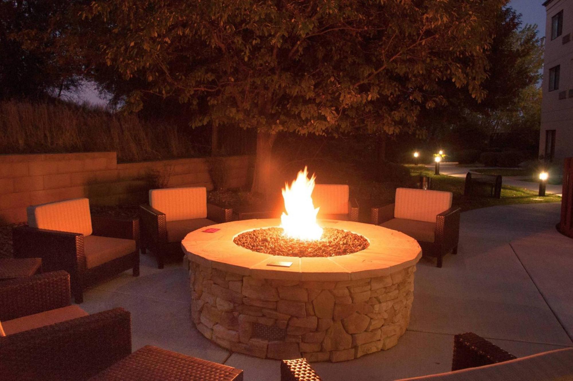Courtyard By Marriott Colorado Springs South Hotell Eksteriør bilde